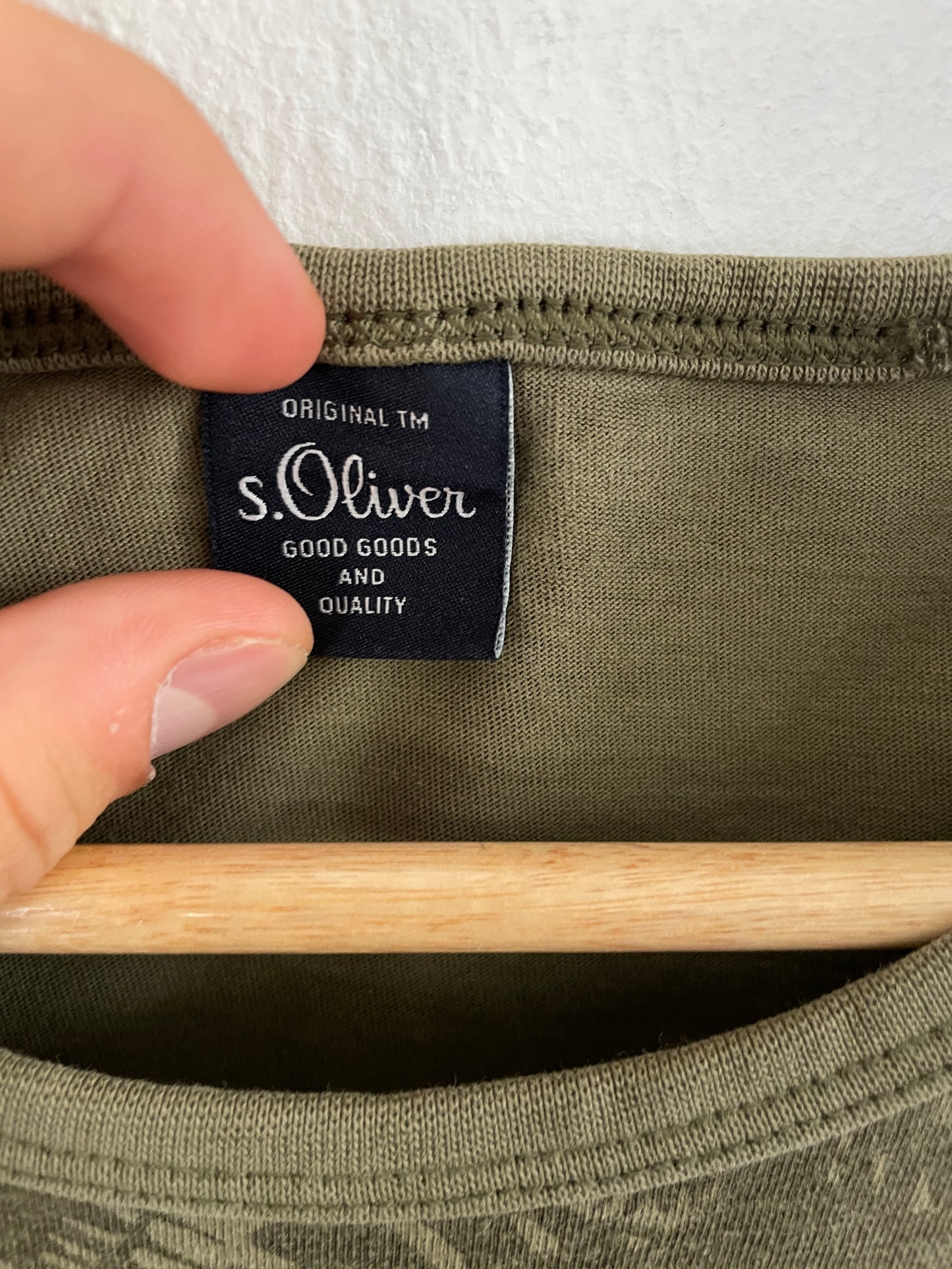 S. Oliver Herren T-Shirt Gr. XL Farbe Olivgrün