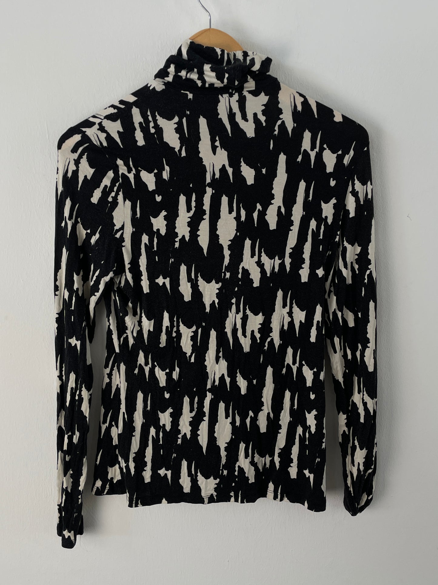 H&M Damen Pullover Gr. M Farbe Schwarz/Weiß