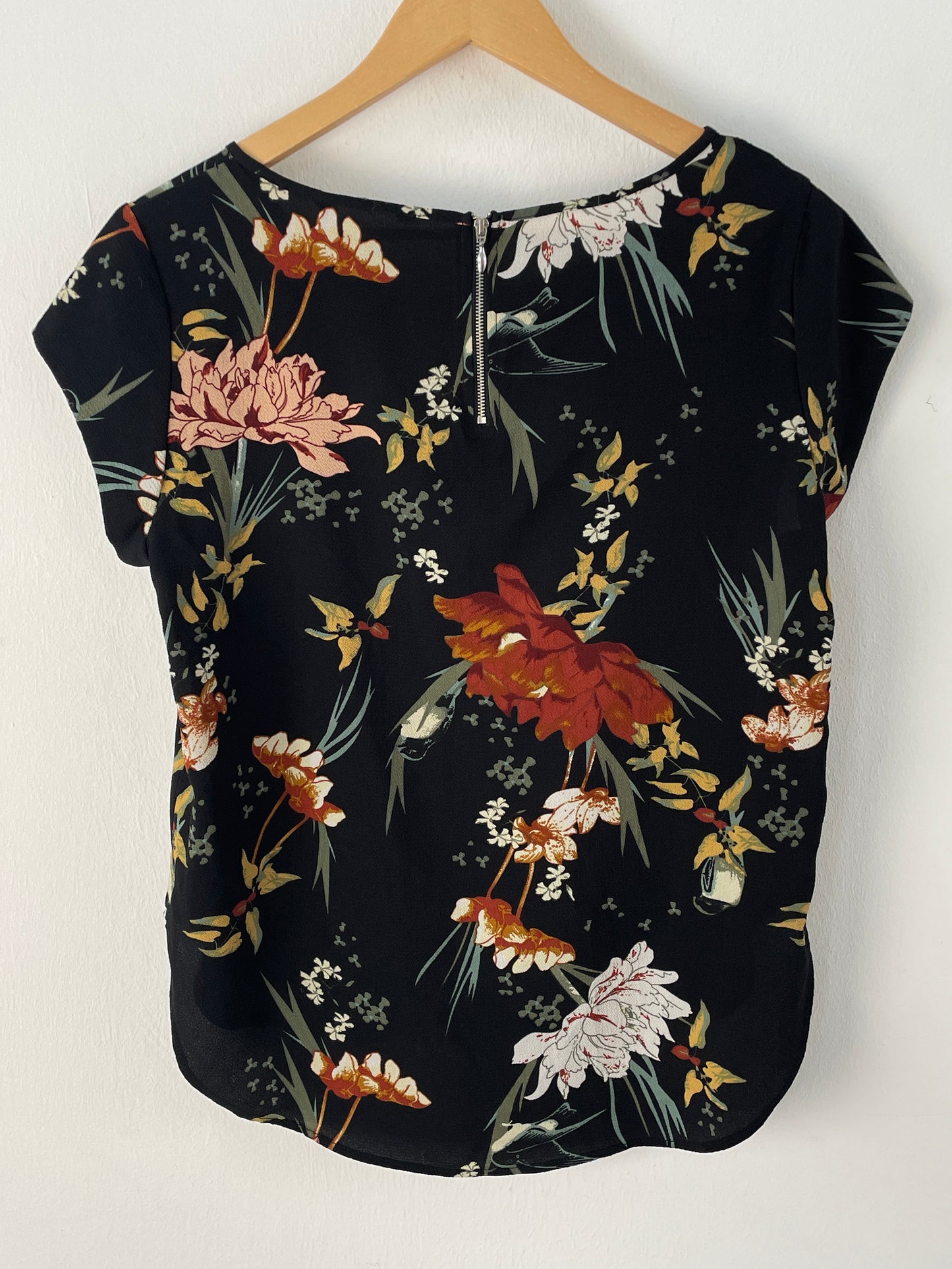 Only Damen Bluse Gr. M Farbe Schwarz