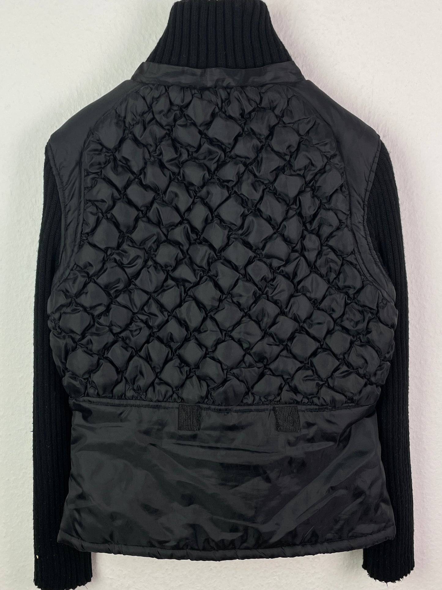 Viamos Damen Jacke Gr. L Schwarz – Steppjacke mit Strickärmeln Polyester / Viamos Women’s Jacket Size L Black – Quilted Coat with Knit Sleeves Polyester