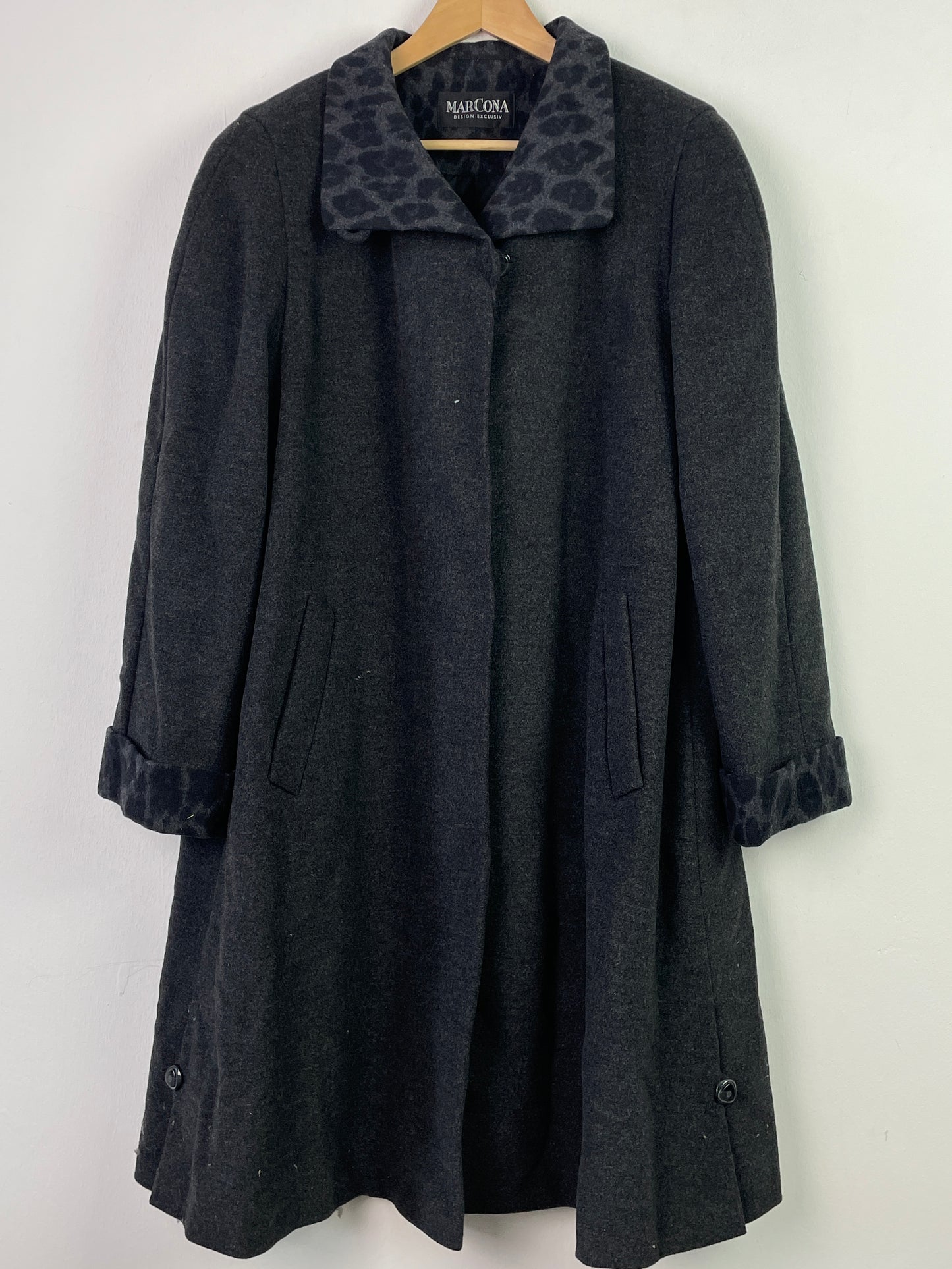 Marcona Damen Mantel aus Wolle Gr XXXL Farbe schwarz