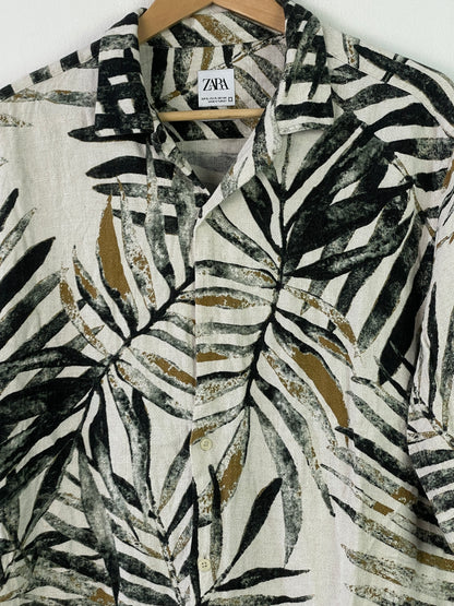 Zara Herren Hemd aus Leinen Gr XL Farbe beige grün