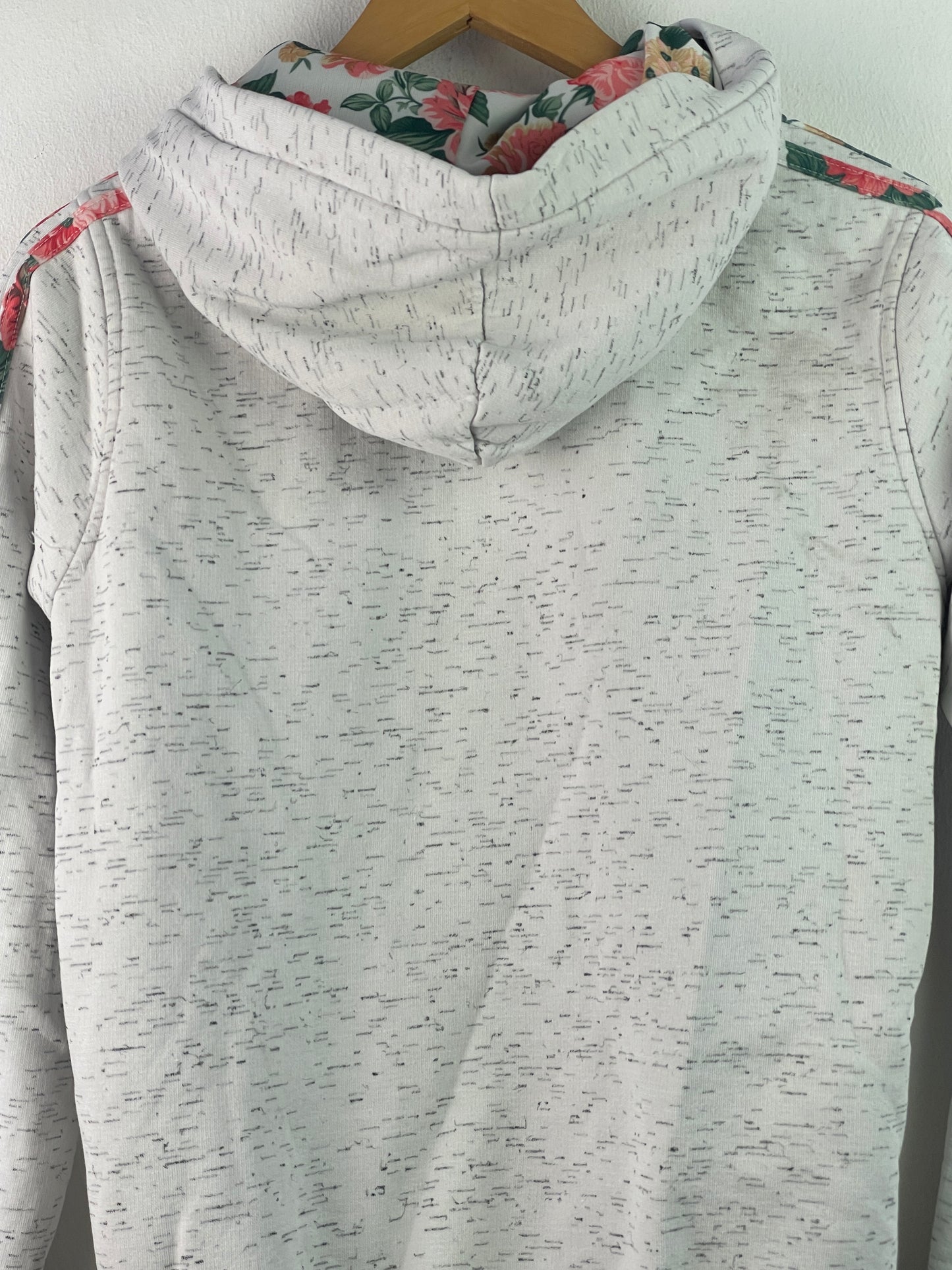 Adidas Damen Jacke mit Blumenmuster Gr M Farbe grau