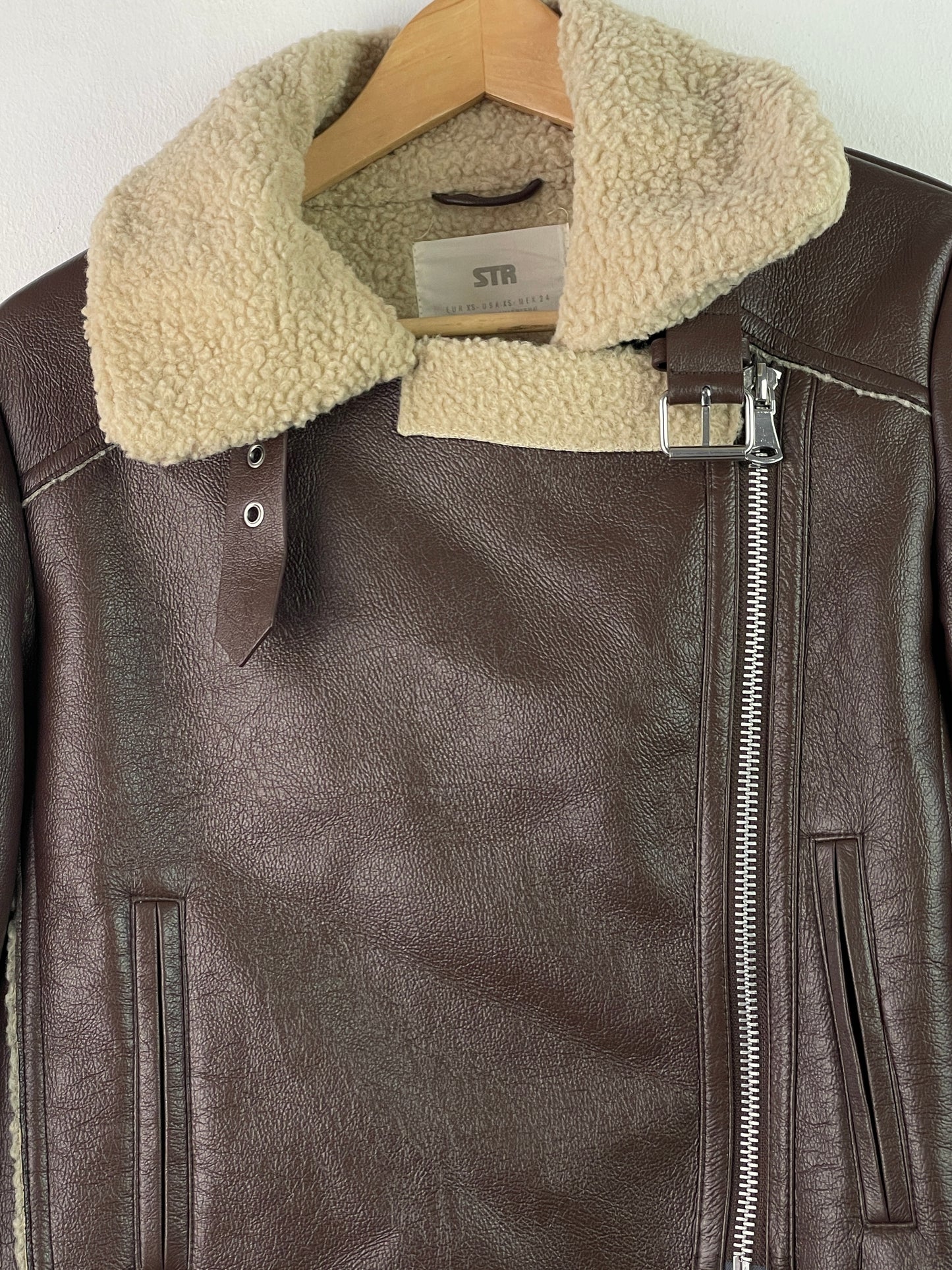 STR Damen Jacke Gr XS Farbe braun