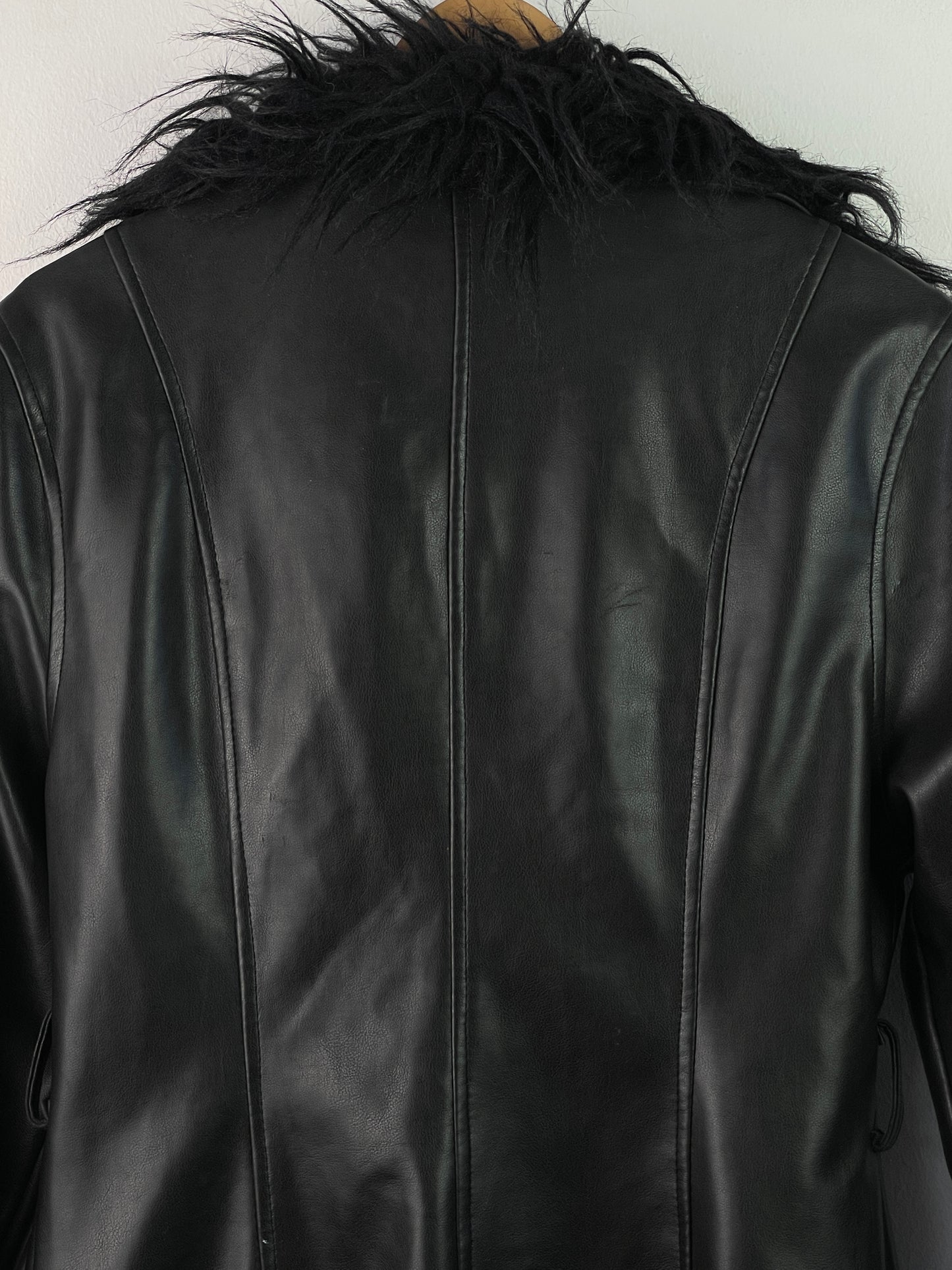 New Look Damen Mantel mit Fellkragen Gr M Farbe schwarz