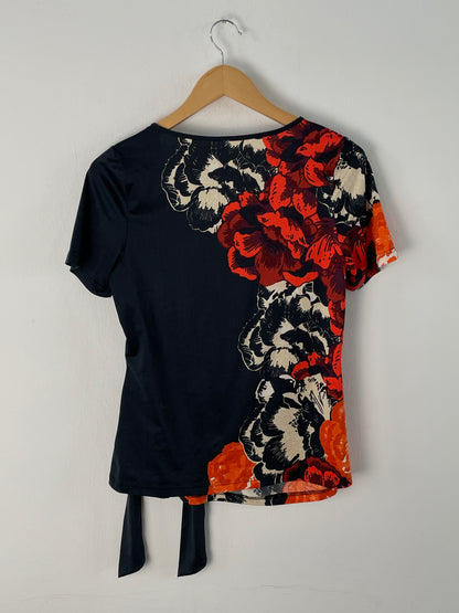 Damen T-Shirt Gr. EU38 Farbe Schwarz mit Blumenmuster