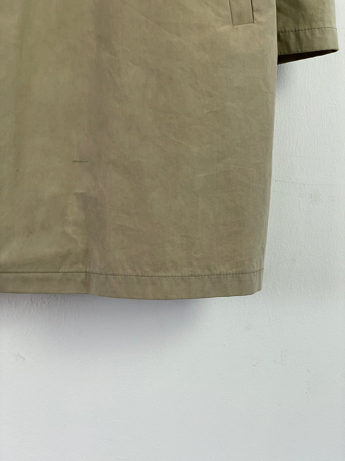 Hugo Boss Herren Trenchcoat Gr. L Beige – Klassischer Mantel Baumwolle / Hugo Boss Men’s Trench Coat Size L Beige – Classic Cotton Jacket