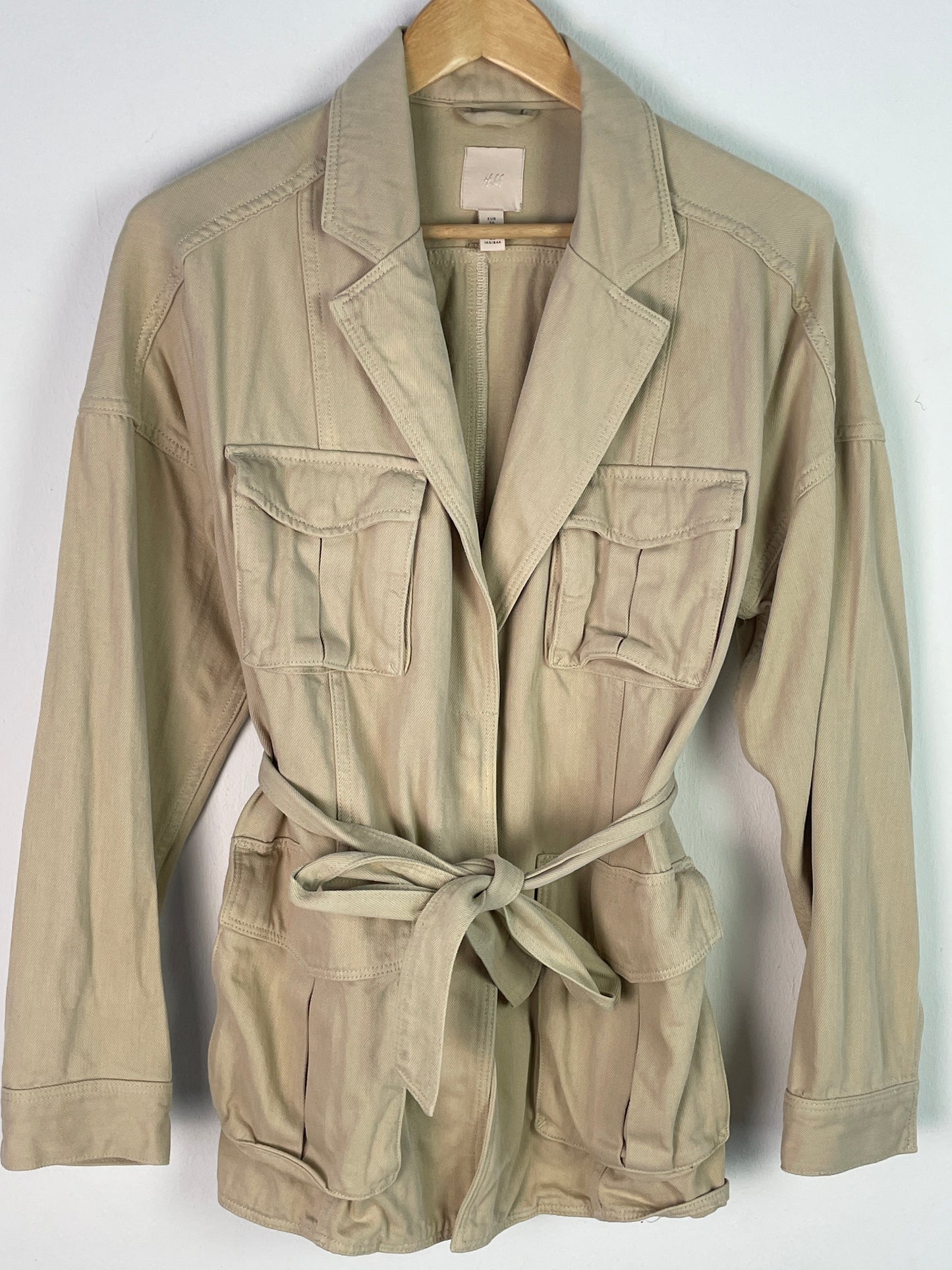 H&M Damen Safari Jacke Gr. 36 Beige – Leichte Sommerjacke Baumwolle / H&M Women’s Safari Jacket Size 36 Beige – Lightweight Summer Cotton Jacket