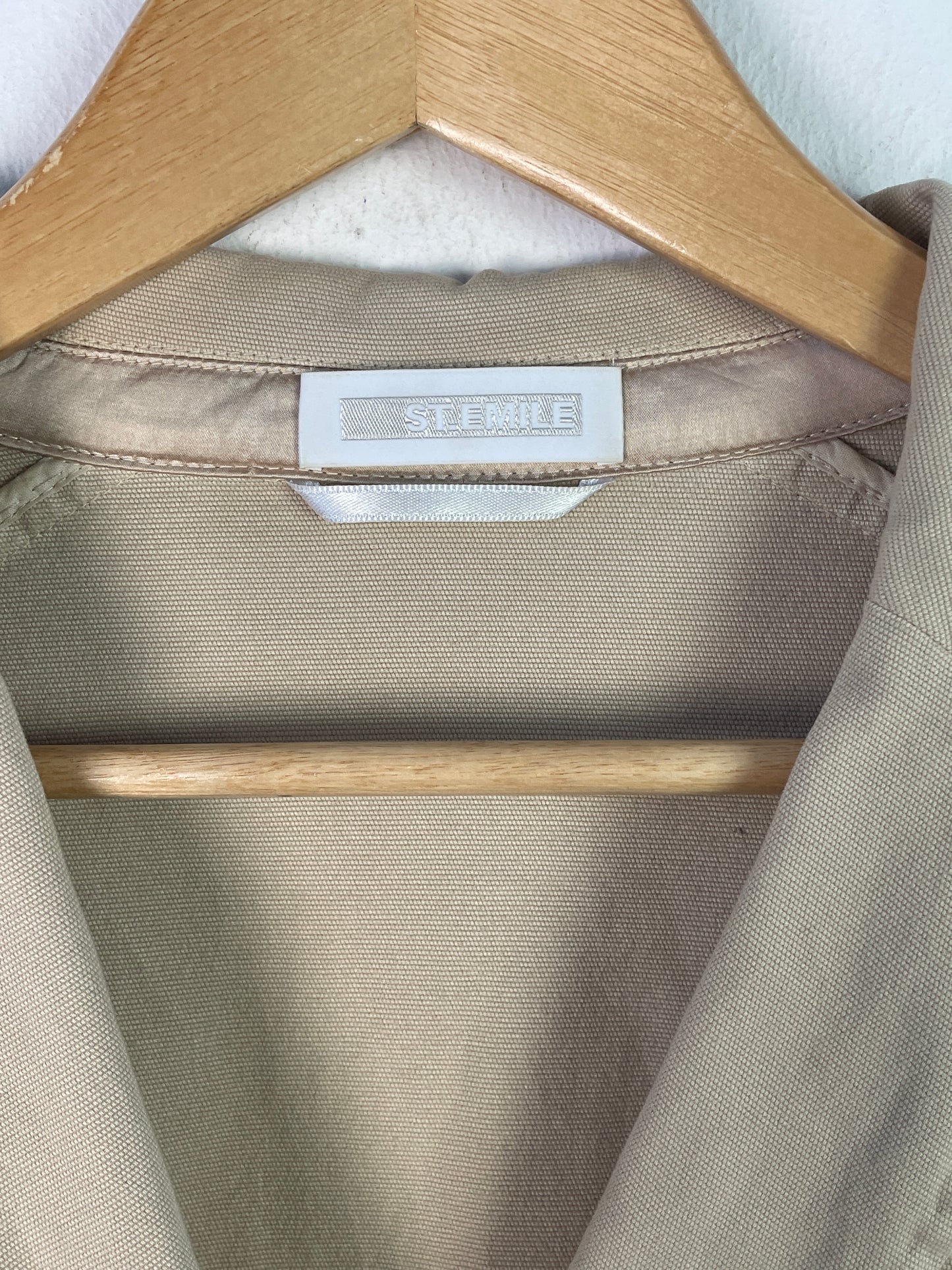 St. Emile Damen Blazer Gr. 46 Beige – Klassischer Blazer Baumwolle Acetat Viskose / St. Emile Women’s Blazer Size 46 Beige – Classic Cotton Acetate Viscose Jacket