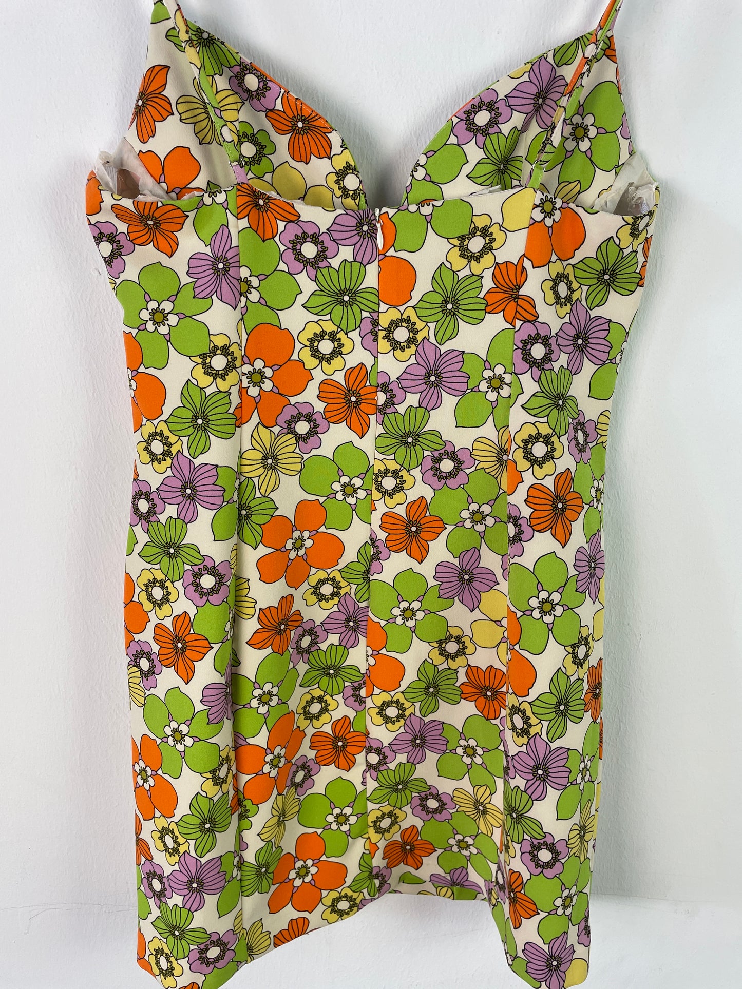 Geblümtes Damen Minikleid XS/S Bunt – Ärmelloses Sommerkleid Retro Style / Floral Women’s Mini Dress XS/S Colorful – Sleeveless Summer Retro Dress