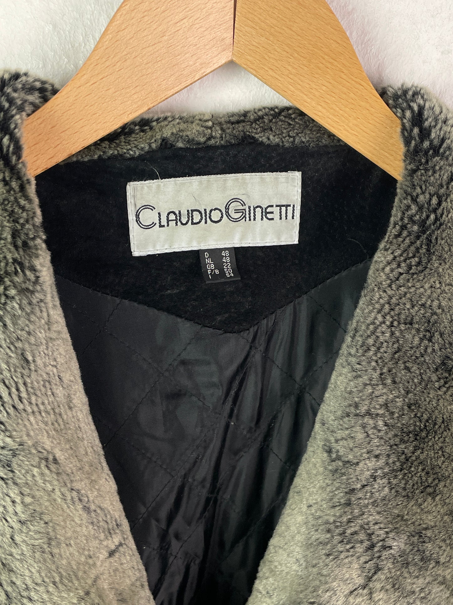 Claudio Ginetti Damen Mantel Gr. 48 Schwarz – Echtleder Fellimitat / Claudio Ginetti Women’s Coat Size 48 Black – Genuine Leather Faux Fur