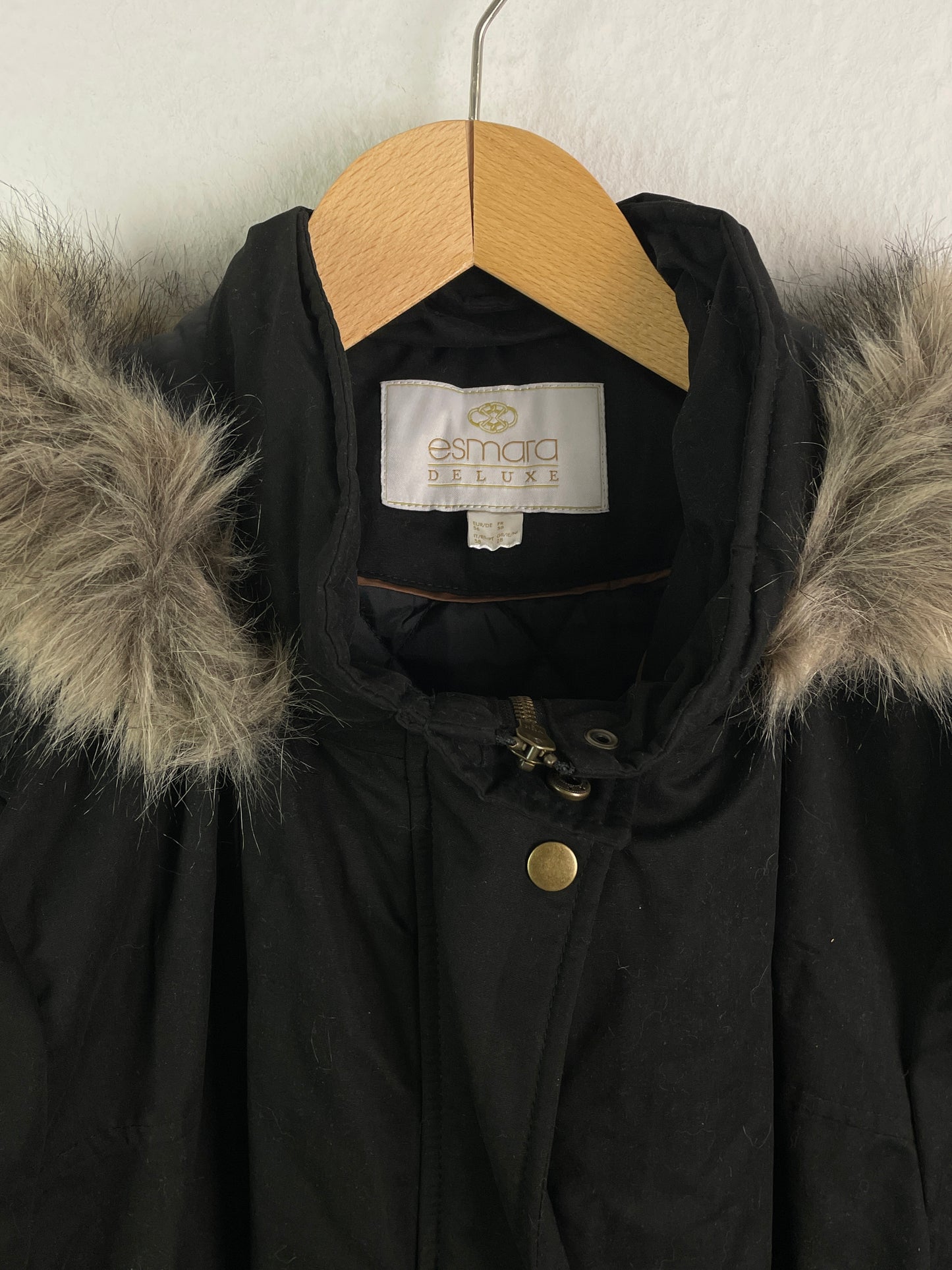 Esmara Deluxe Damen Winterjacke Schwarz – Parka mit Kunstfell Kapuze Größe 56