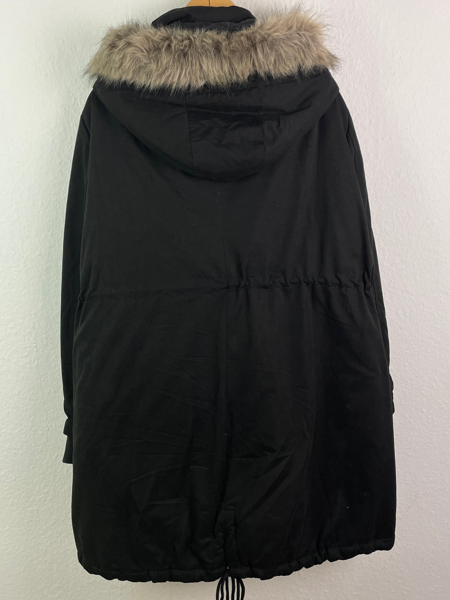 Esmara Deluxe Damen Winterjacke Schwarz – Parka mit Kunstfell Kapuze Größe 56